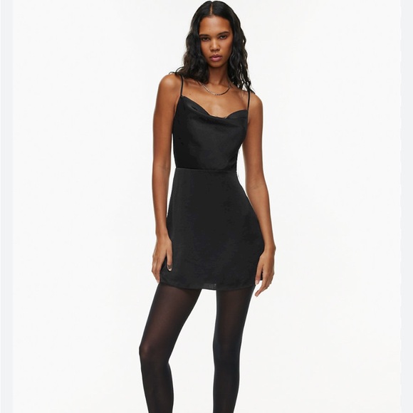 Aritzia spencer dress size 2 like new condition - Picture 3 of 3